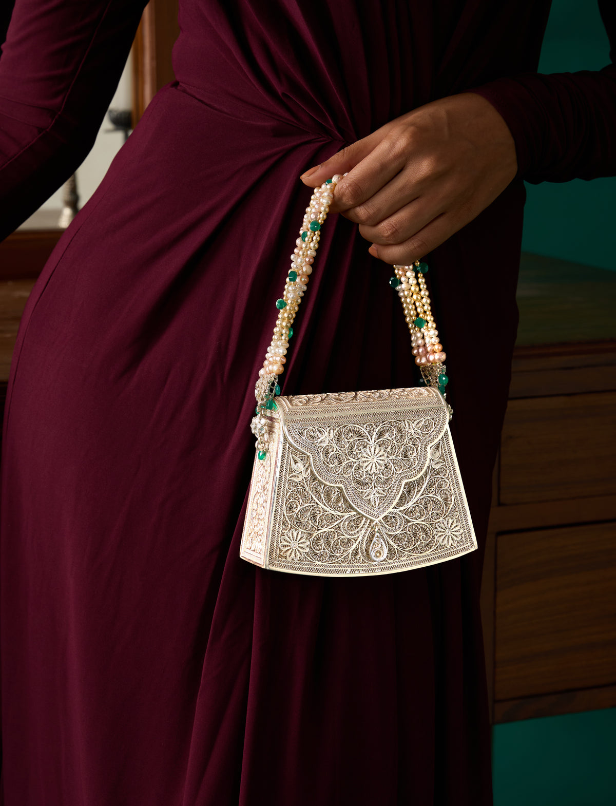 Ira_925Silver_Shynora_Studded_Moissanite_customizable_Filigree_tarakashee_bag_pearls